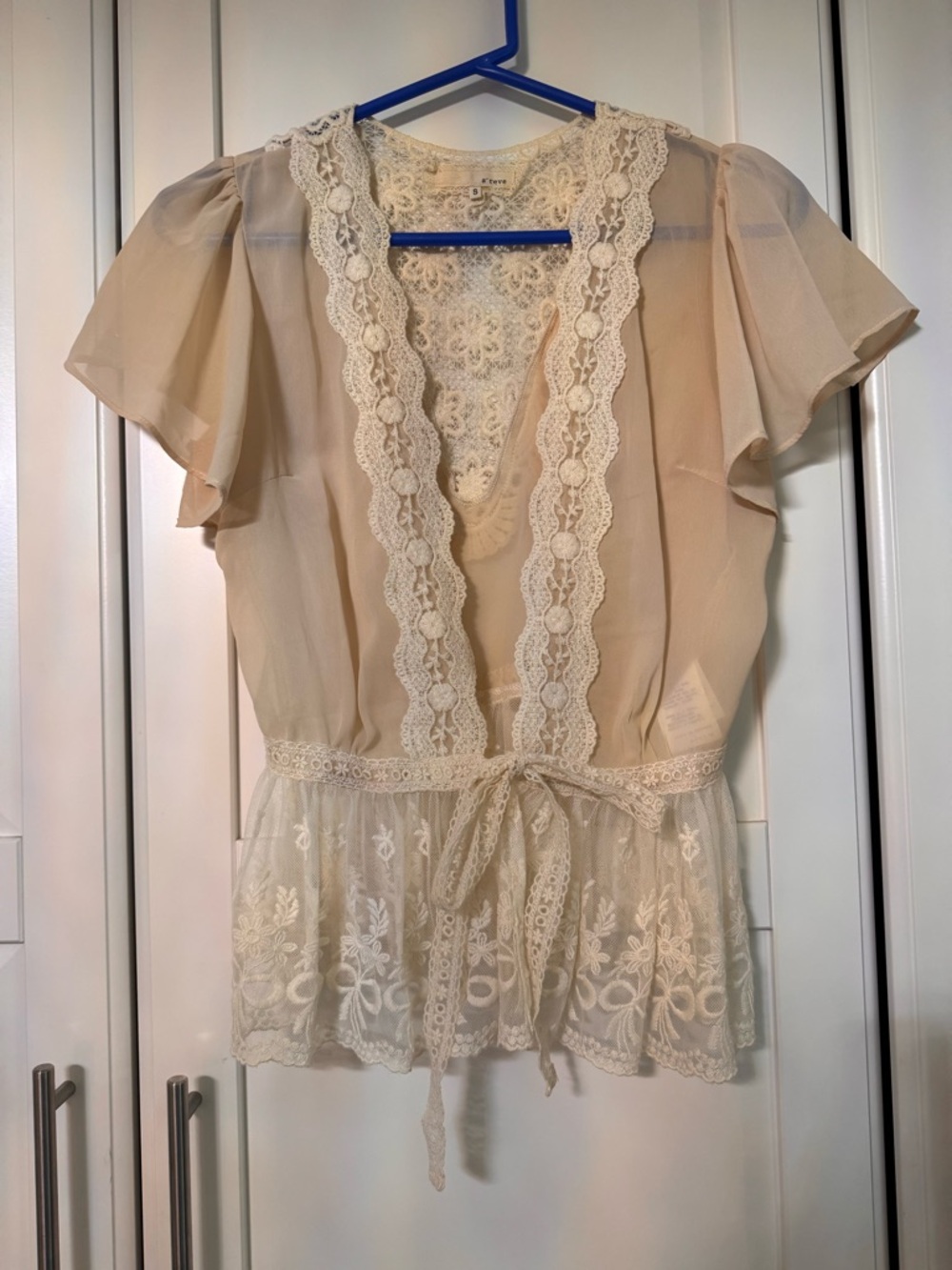 A’Reve Cream Lace Sheer Blouse Boho Romantic Flutter Sleeve Tie Waist Top S